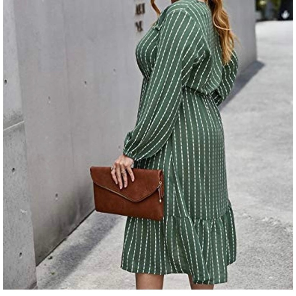 4x green peasant dress